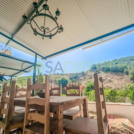 Charming In With Private Pool Holiday home *